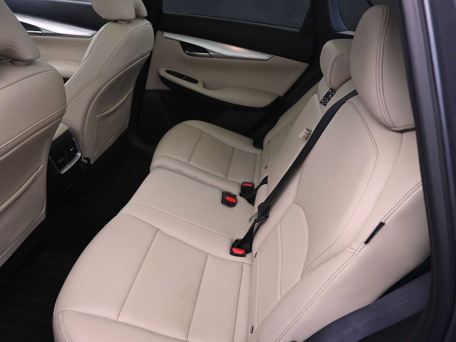 2021 INFINITI QX50 LUXE