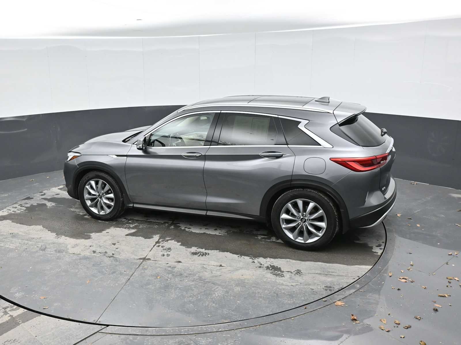 2021 INFINITI QX50 LUXE