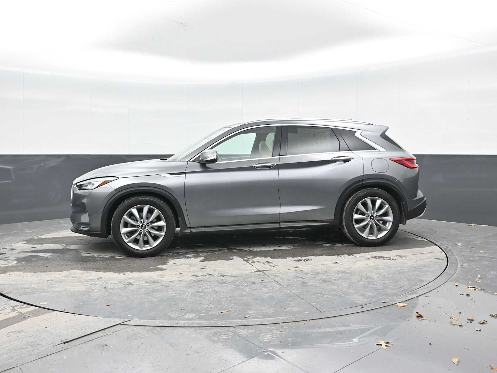 2021 INFINITI QX50 LUXE