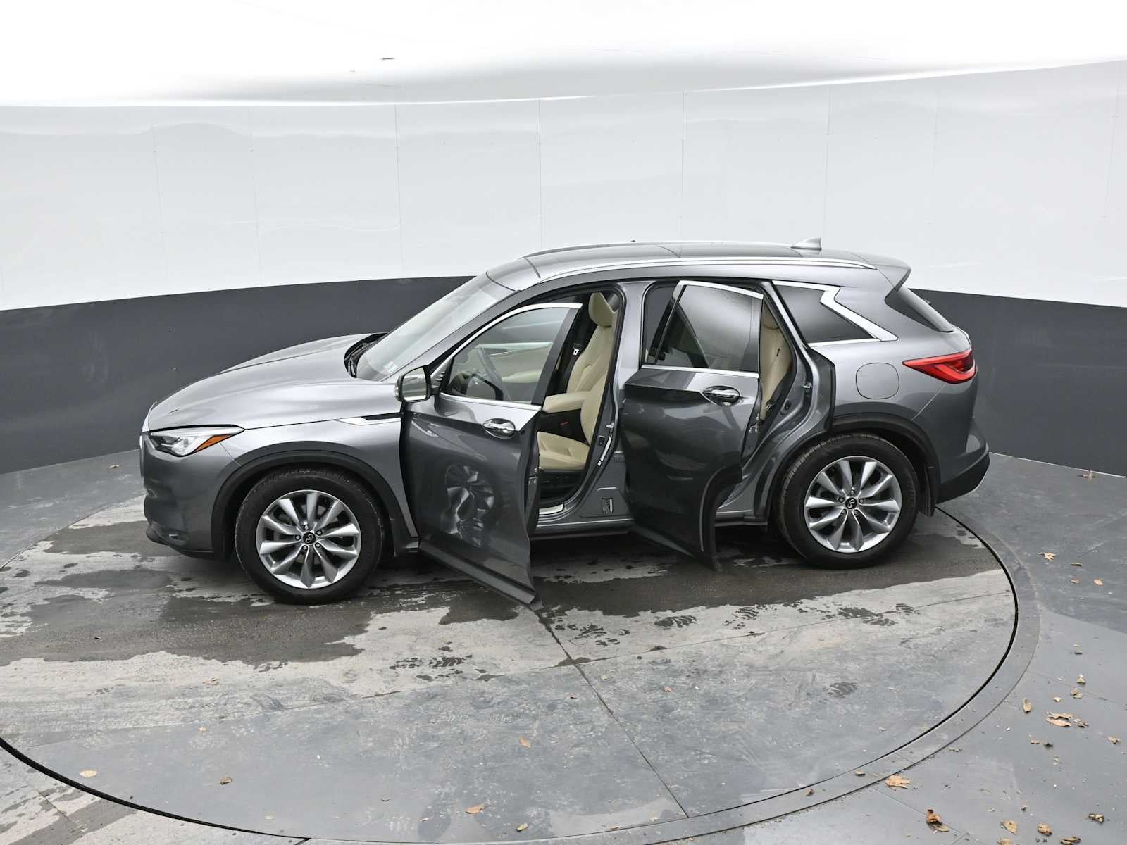 2021 INFINITI QX50 LUXE