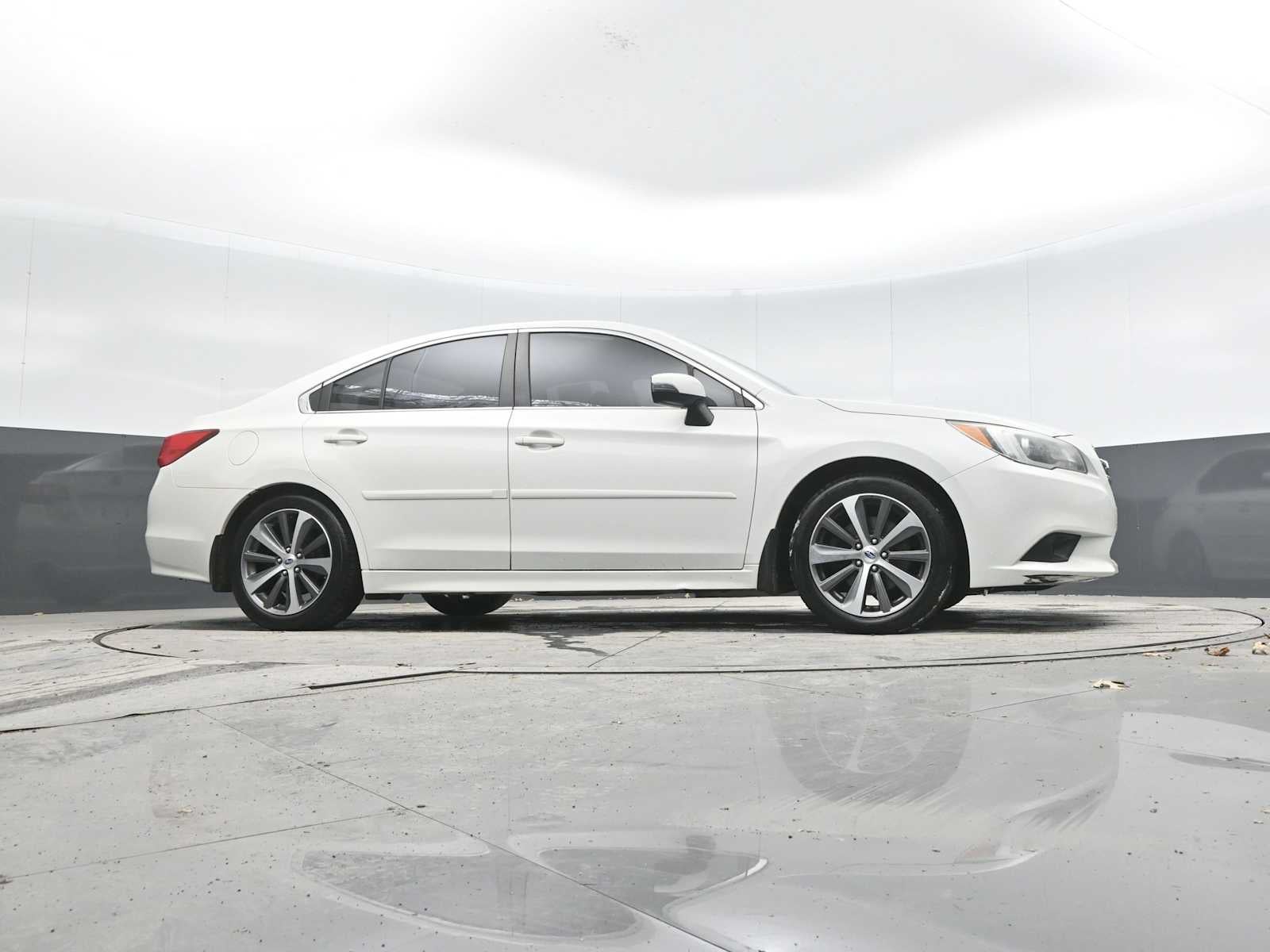 2016 Subaru Legacy 3.6R Limited