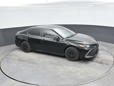2022 Toyota Camry Hybrid LE