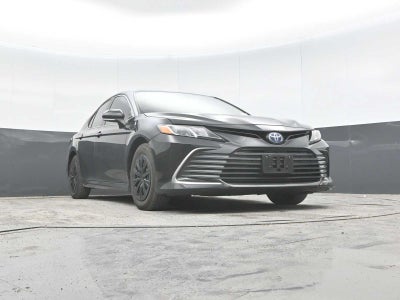 2022 Toyota Camry Hybrid LE