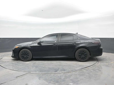 2022 Toyota Camry Hybrid LE