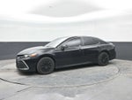 2022 Toyota Camry Hybrid LE