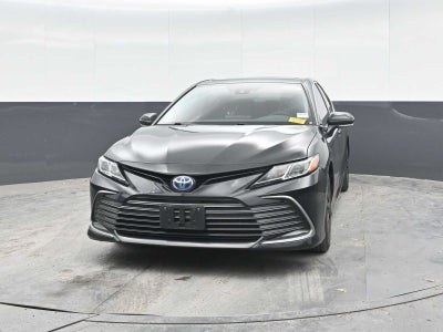 2022 Toyota Camry Hybrid LE