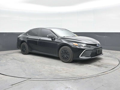 2022 Toyota Camry Hybrid LE