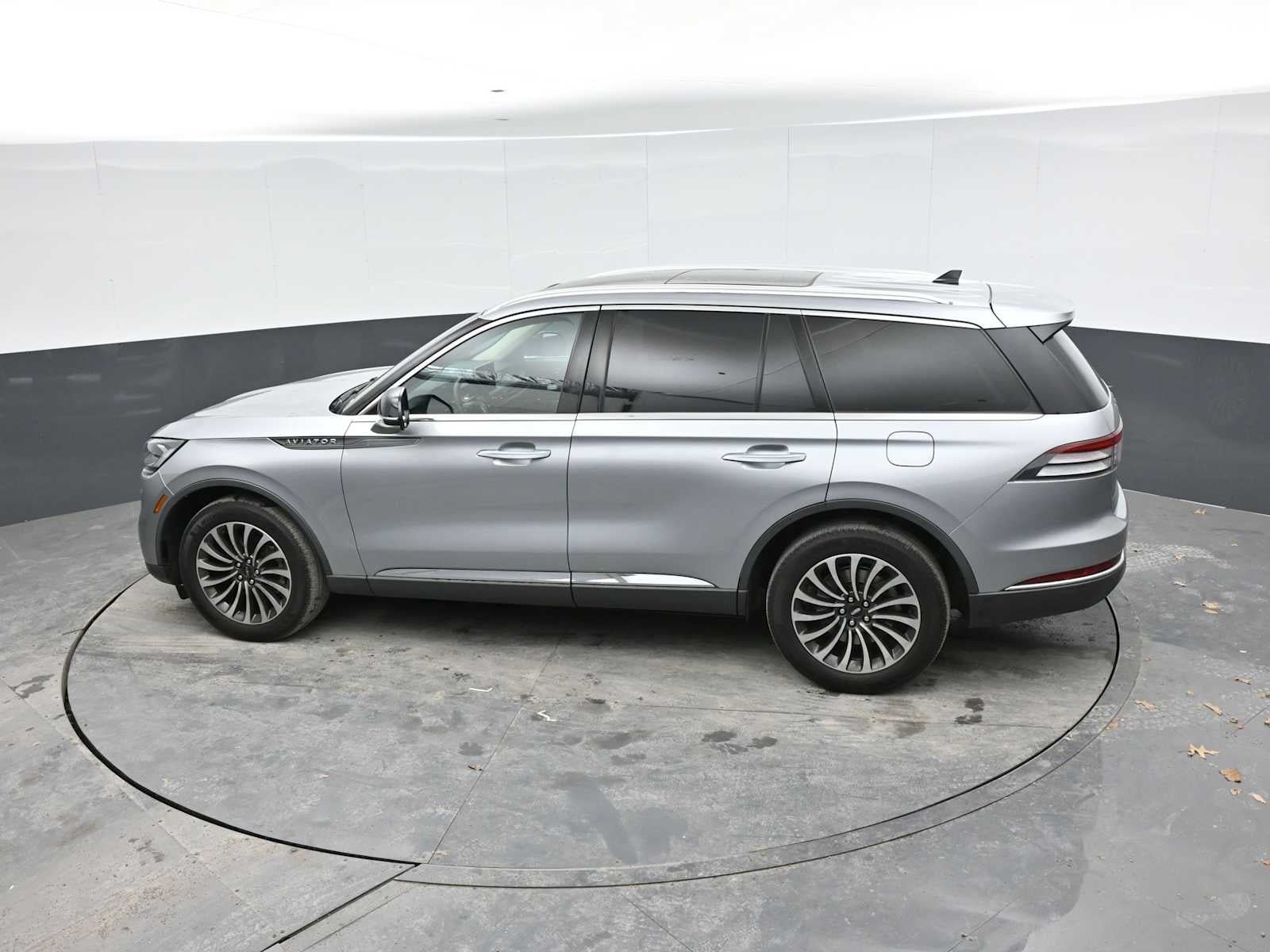 2023 Lincoln Aviator Standard