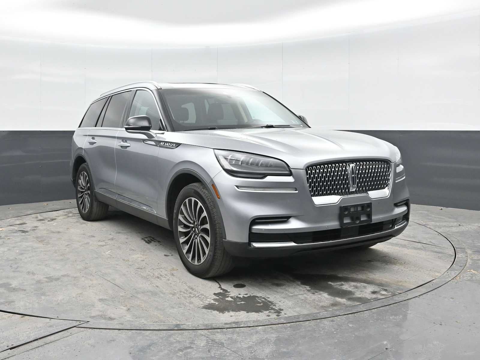 2023 Lincoln Aviator Standard