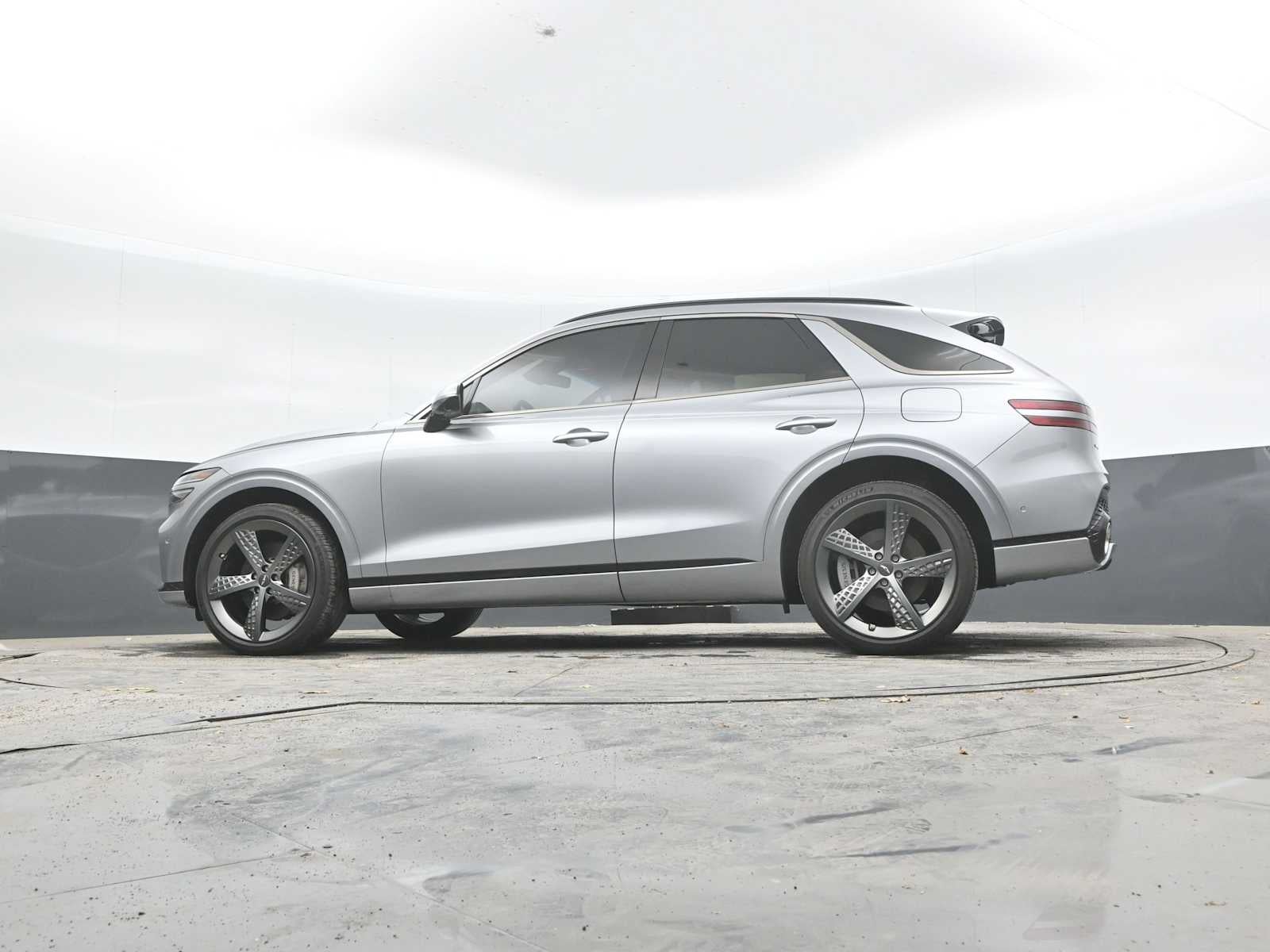 2024 Genesis GV70 2.5T