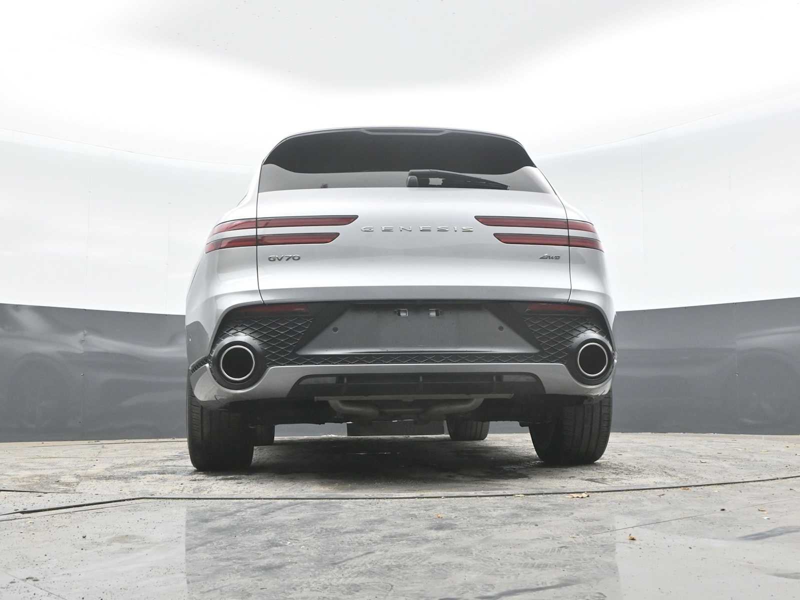2024 Genesis GV70 2.5T