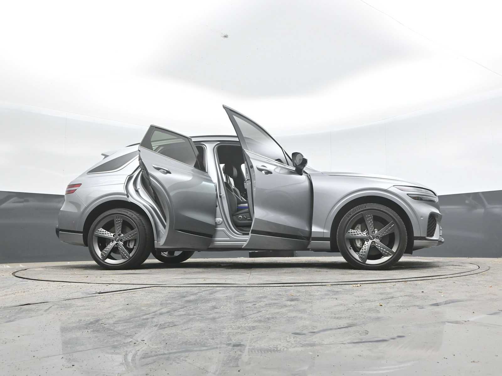 2024 Genesis GV70 2.5T