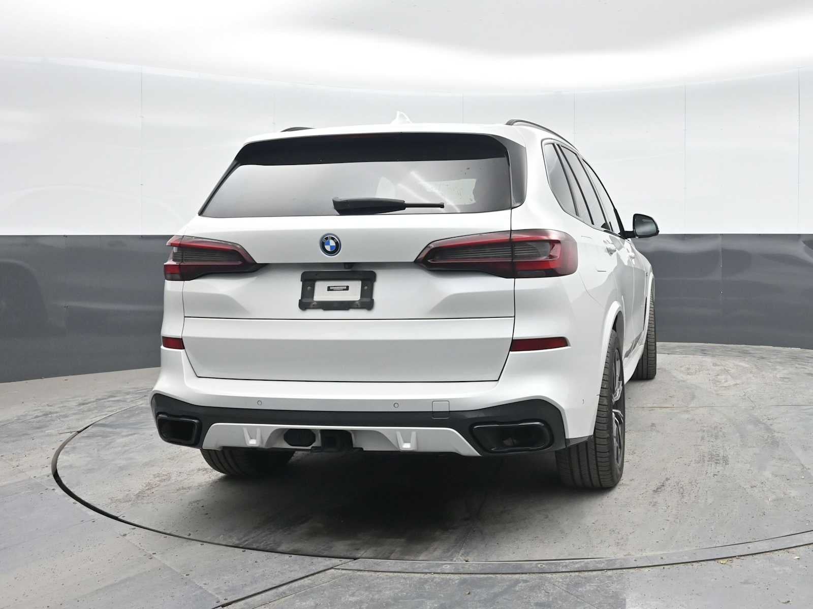 2022 BMW X5 xDrive45e