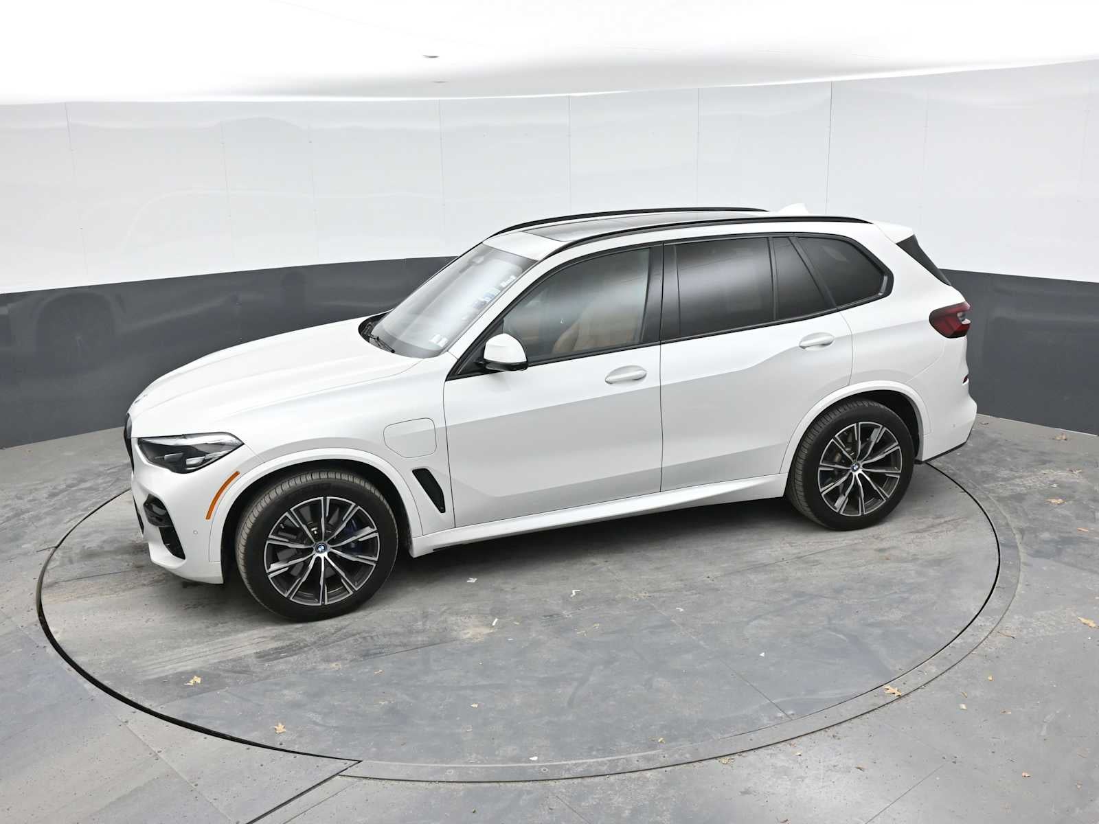 2022 BMW X5 xDrive45e