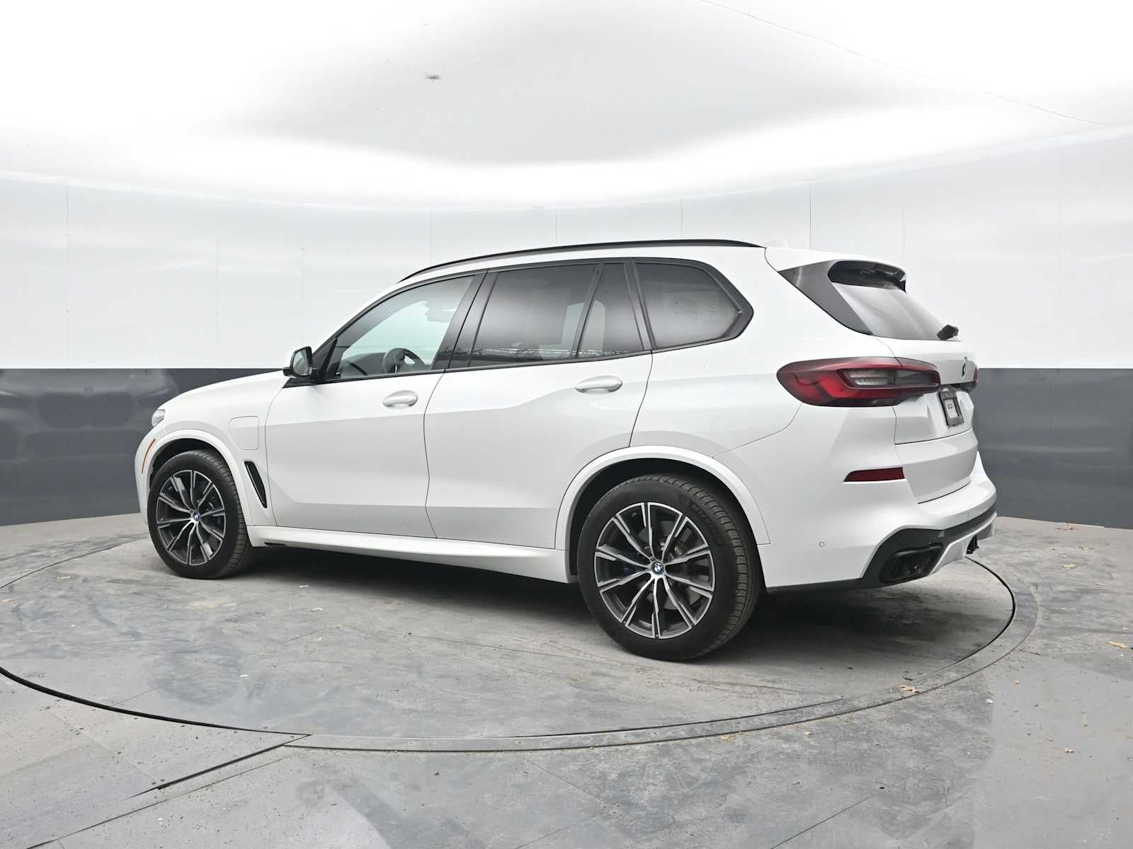 2022 BMW X5 xDrive45e