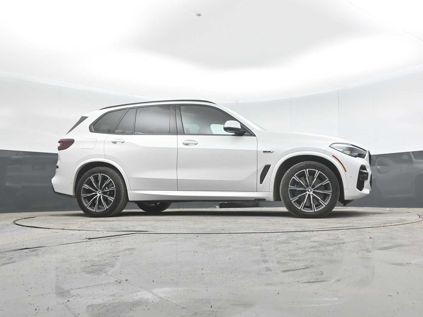 2022 BMW X5 xDrive45e