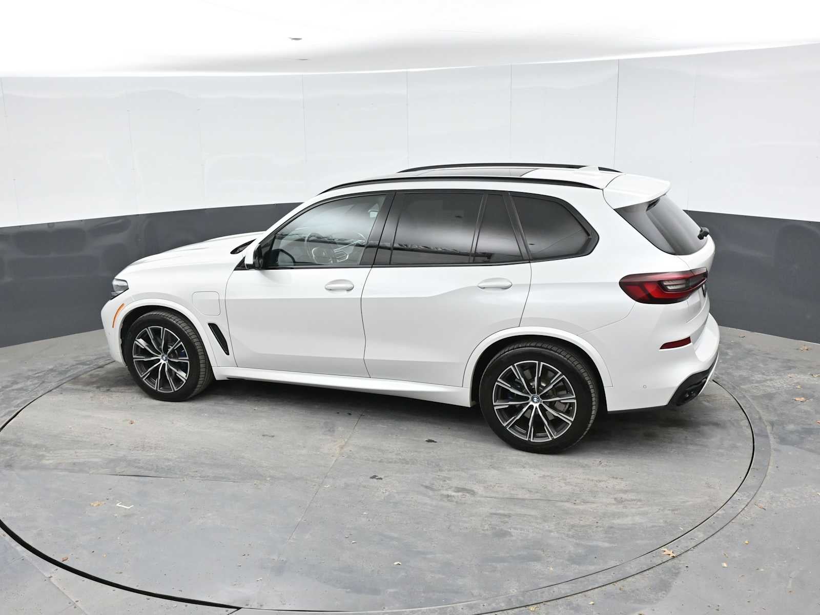 2022 BMW X5 xDrive45e