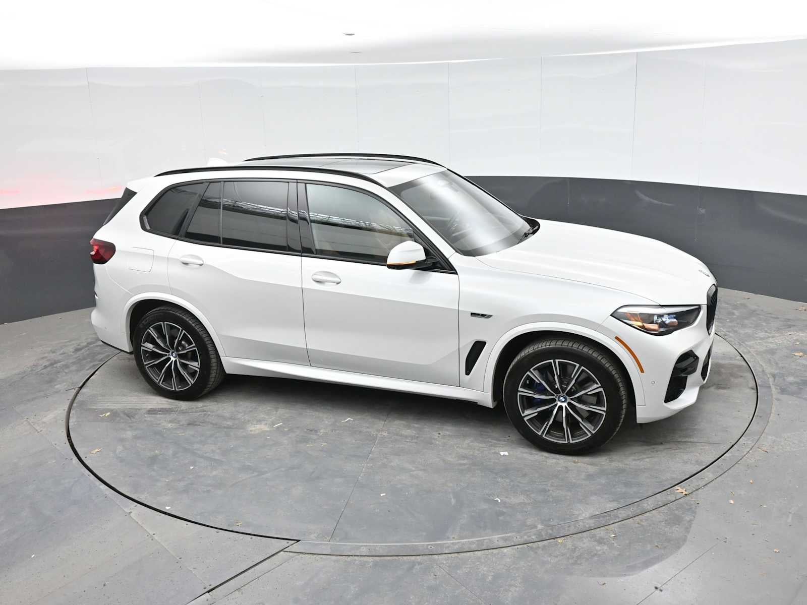 2022 BMW X5 xDrive45e