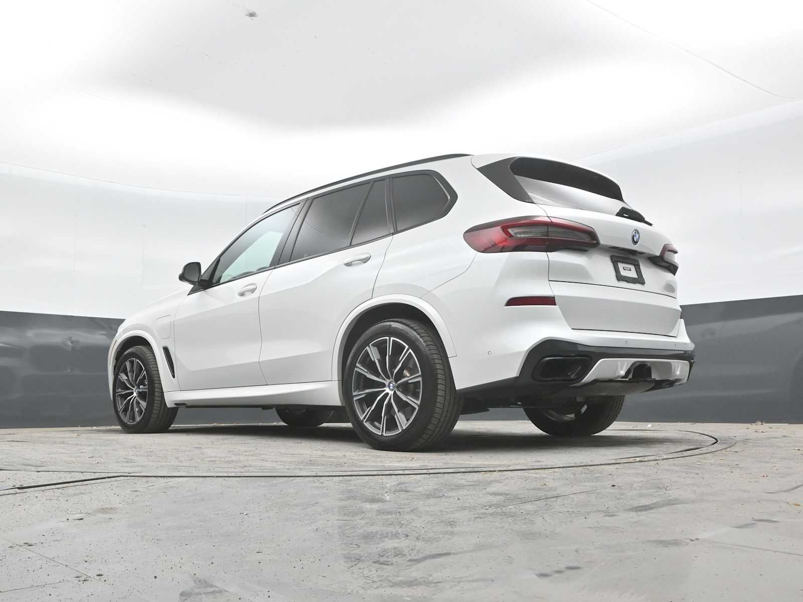 2022 BMW X5 xDrive45e