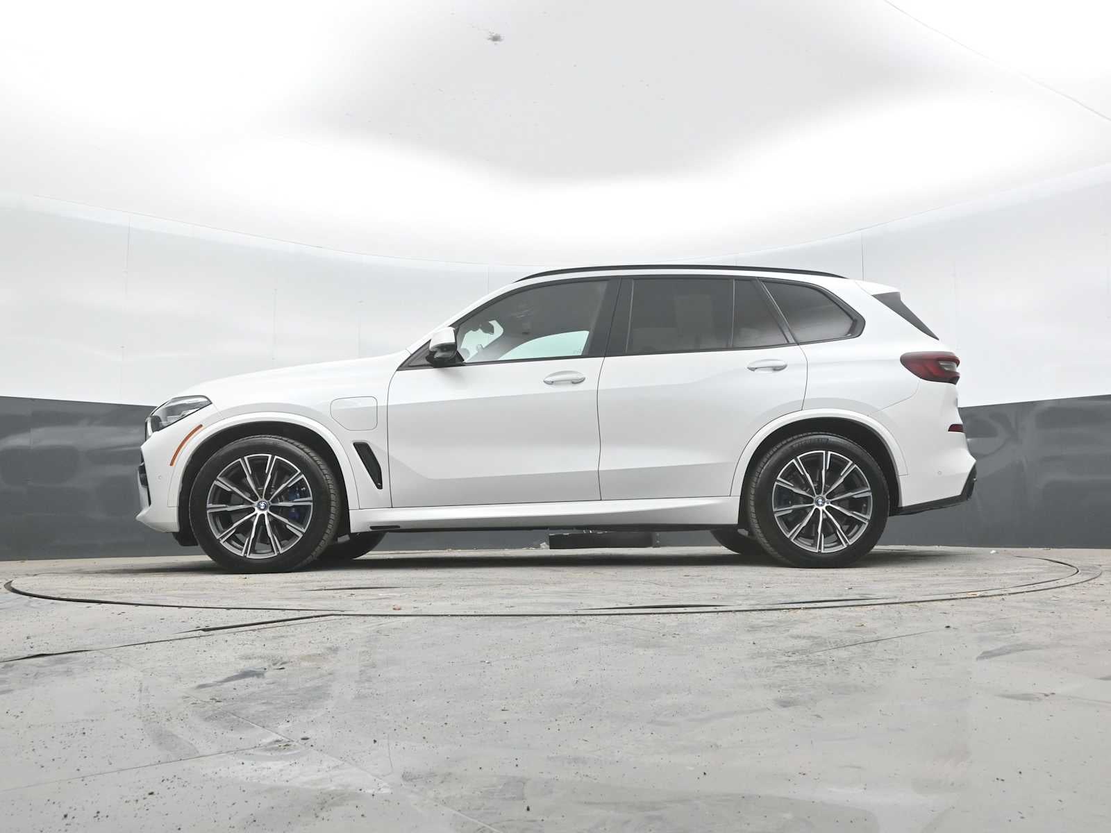 2022 BMW X5 xDrive45e
