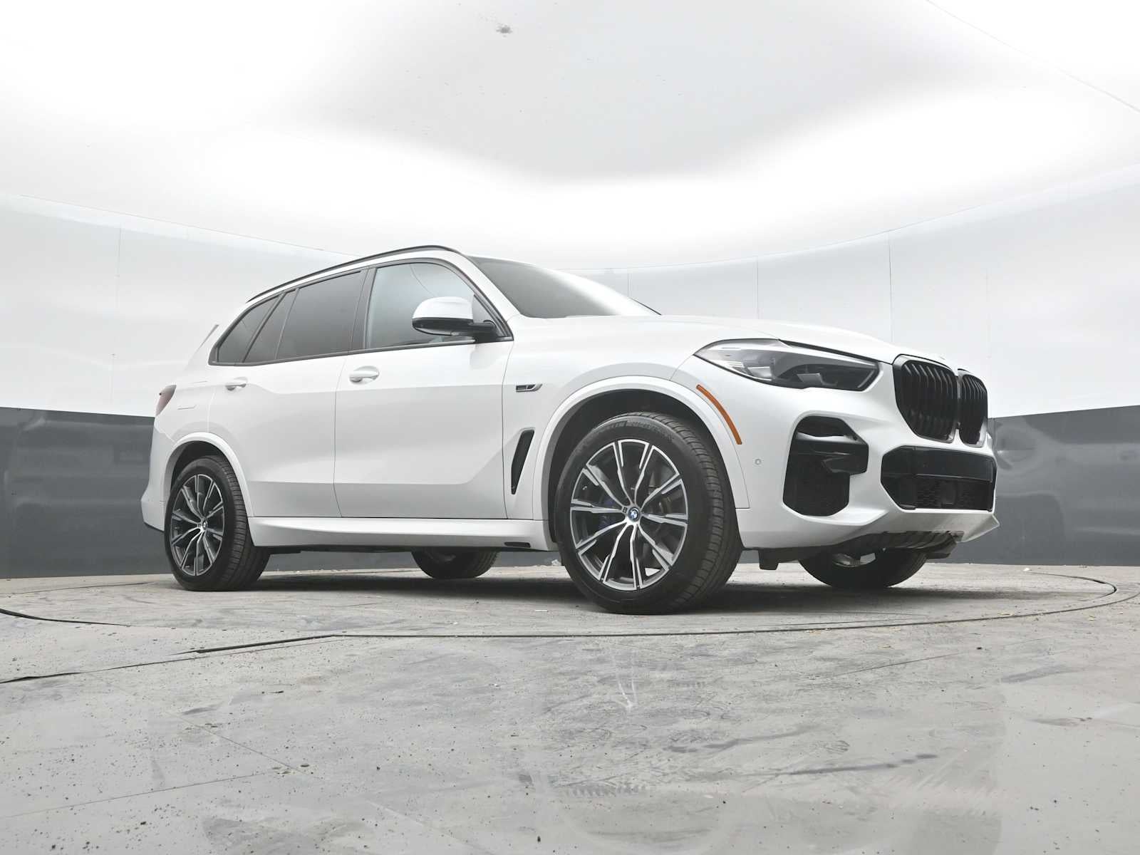 2022 BMW X5 xDrive45e