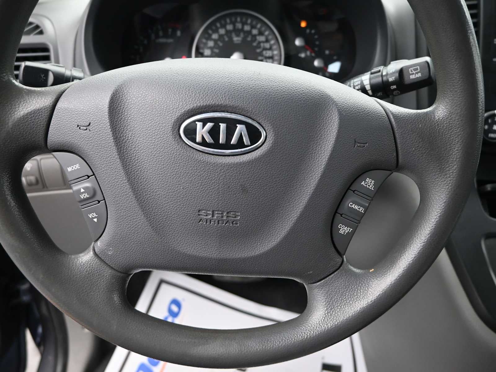 2012 Kia Sedona LX