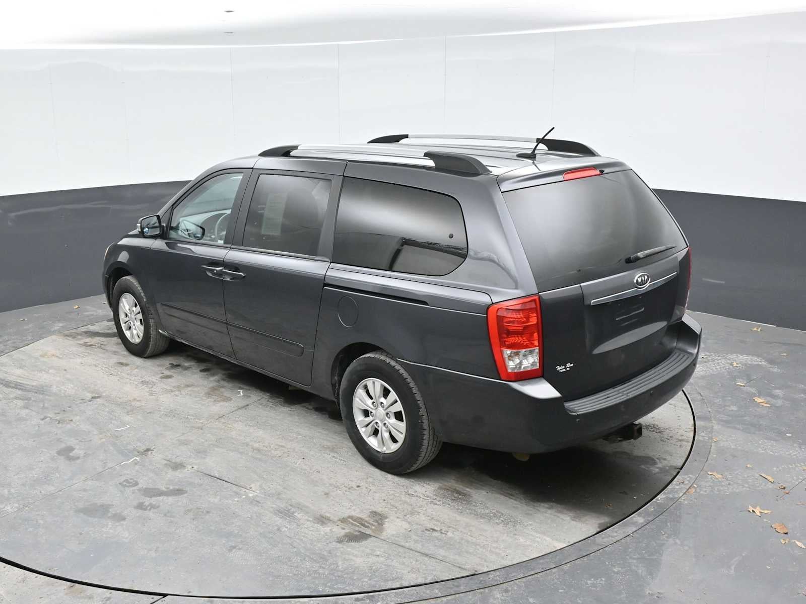 2012 Kia Sedona LX