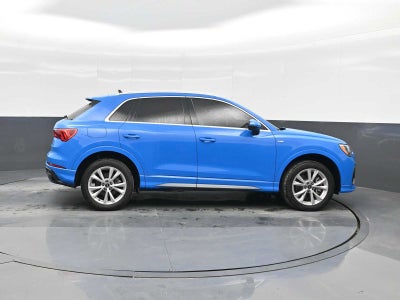 2022 Audi Q3 S line Premium