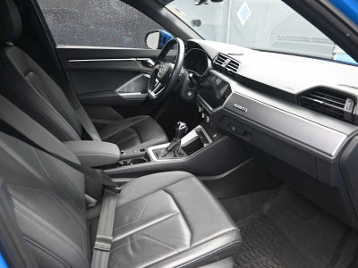 2022 Audi Q3 S line Premium