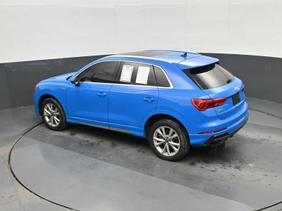2022 Audi Q3 S line Premium