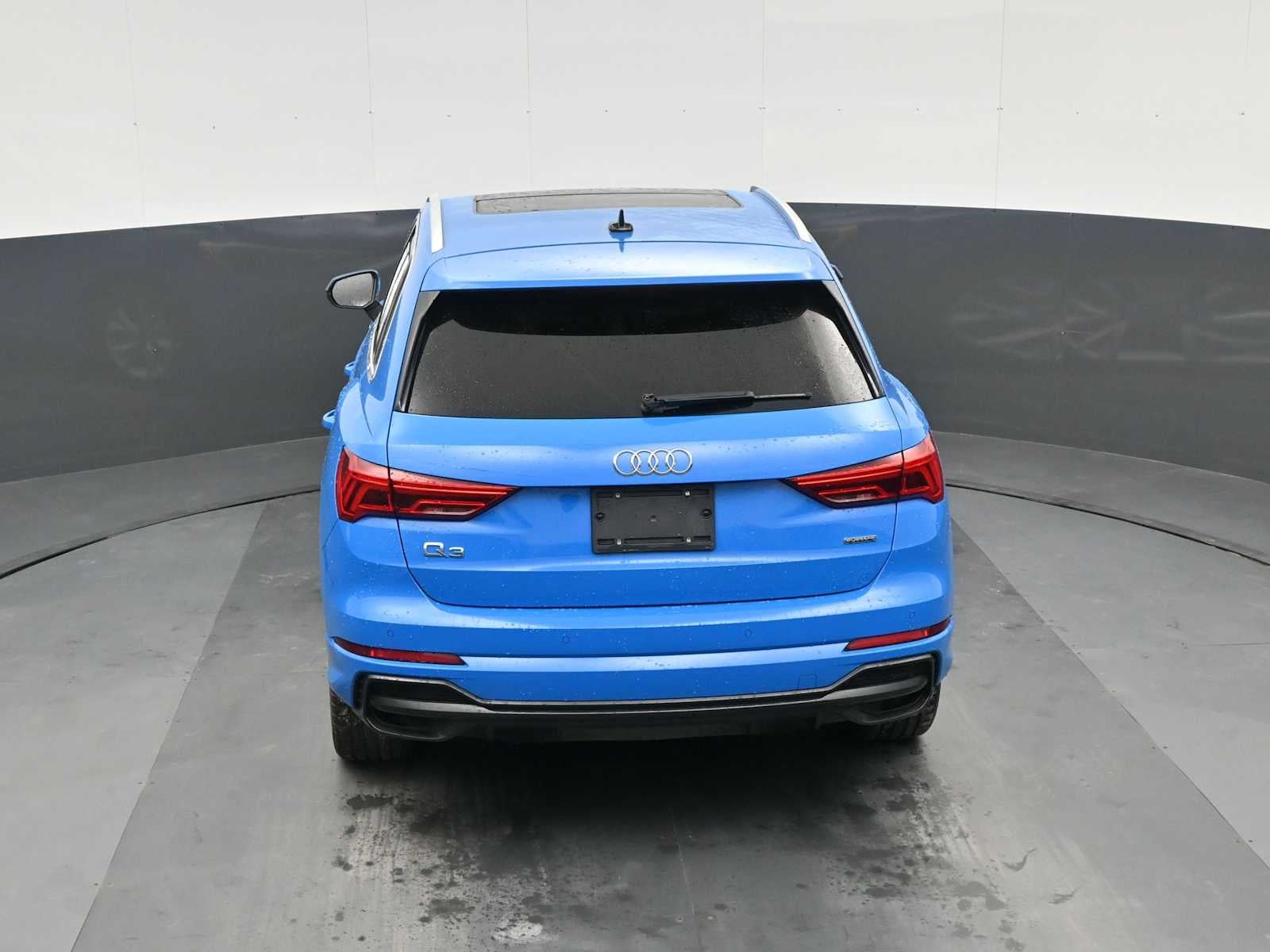 2022 Audi Q3 S line Premium