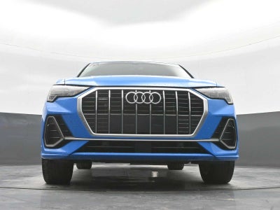 2022 Audi Q3 S line Premium