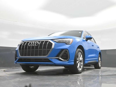 2022 Audi Q3 S line Premium