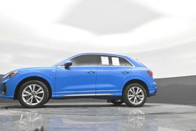 2022 Audi Q3 S line Premium