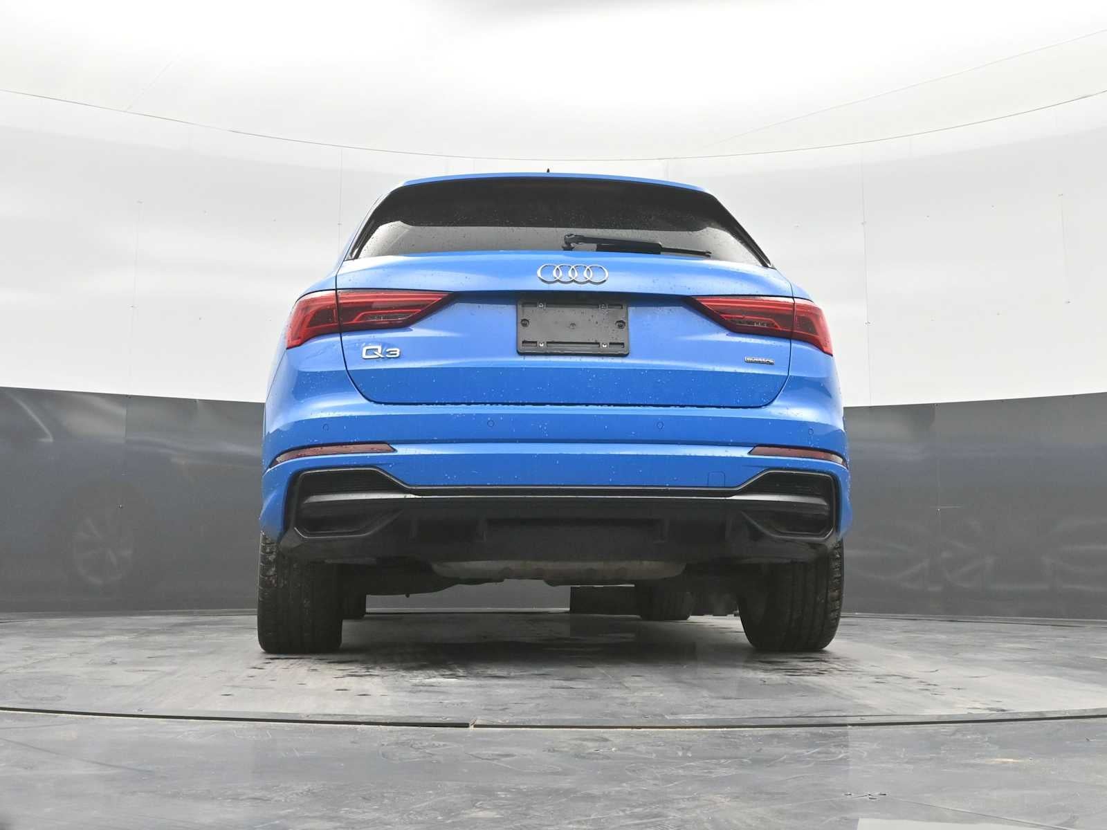 2022 Audi Q3 S line Premium