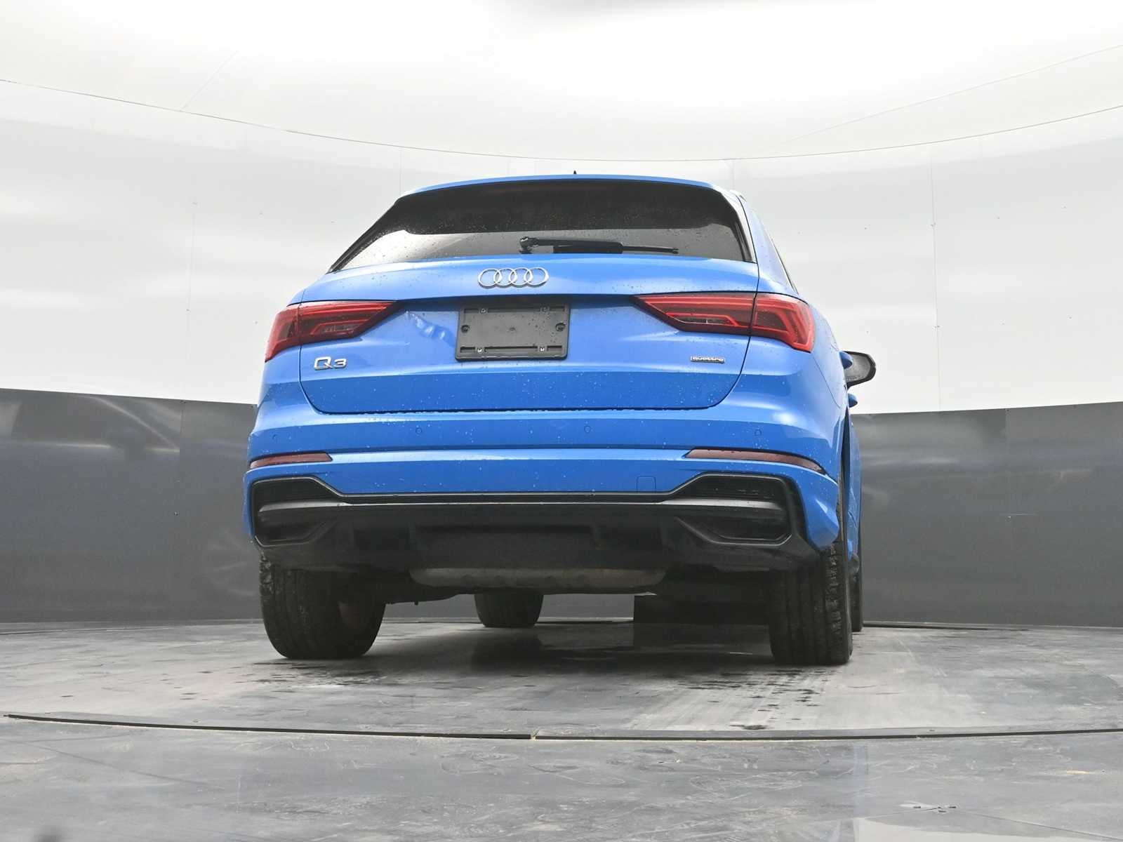 2022 Audi Q3 S line Premium