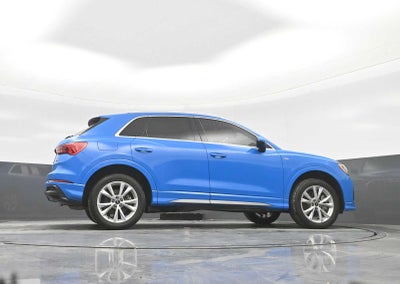 2022 Audi Q3 S line Premium