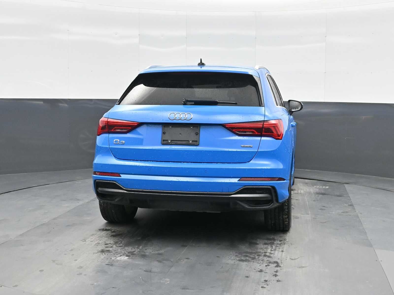 2022 Audi Q3 S line Premium